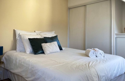 Nemours Apartment | Homerez - Beautiful studio for 4 ppl. at Nemours