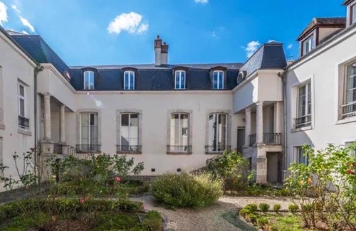 Nemours Apartment | Homerez - Beautiful studio for 4 ppl. at Nemours