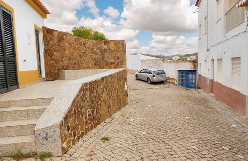 Barao de Sao Miguel House | Homerez - Charming House in Barão de São Miguel - Terrace