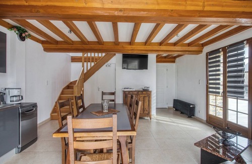 La Chapelle sur Vire House | Homerez - Charming House in Saint-Marcouf with Garden