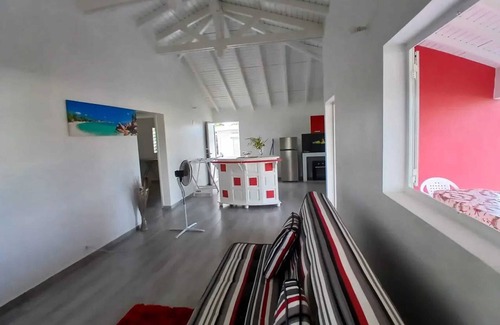 Port-Louis House | Homerez - Charming house in Port-Louis with garden