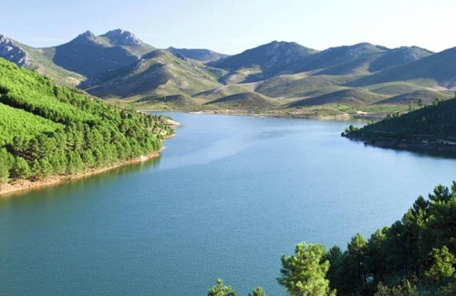 Canamero House | Homerez - Charming house in Cañamero with pool and mountain view