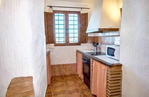 Galera House | Homerez - Charming House in Galera - Fireplace & Terrace