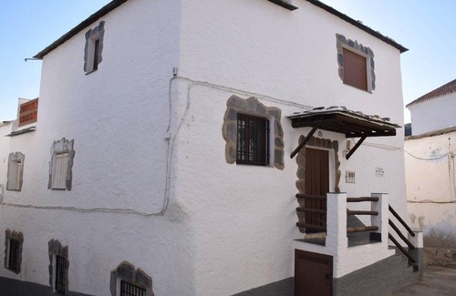 Cadiar House | Homerez - Charming House in Cádiar with Mountain View