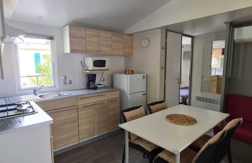 Aureilhan House | Homerez - Comfortable mobile home in Aureilhan, near nature.