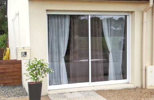 Pedernec Apartment | Homerez - Comfortable studio in Pédernec - 27m² - Sunny terrace