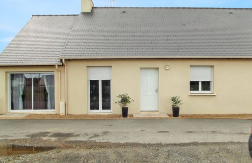 Pedernec Apartment | Homerez - Comfortable studio in Pédernec - 27m² - Sunny terrace