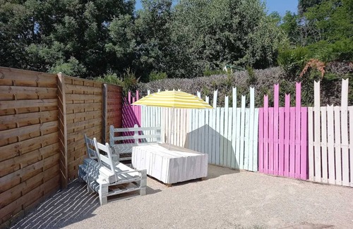 Eymet Apartment | Homerez - Cozy Studio in Eymet