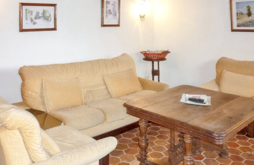 Touffreville-sur-Eu House | Homerez - House in Touffreville-sur-Eu