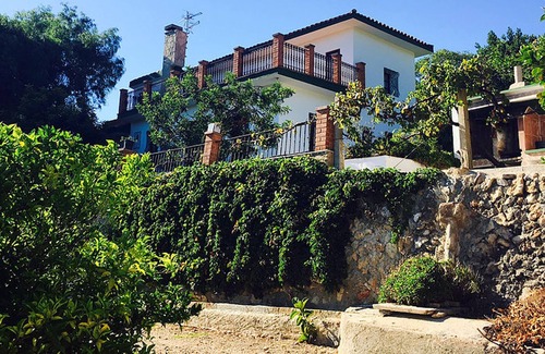 Tortosa House | Homerez - House for 16 ppl. with swimming-pool, garden and terrace at Tortosa