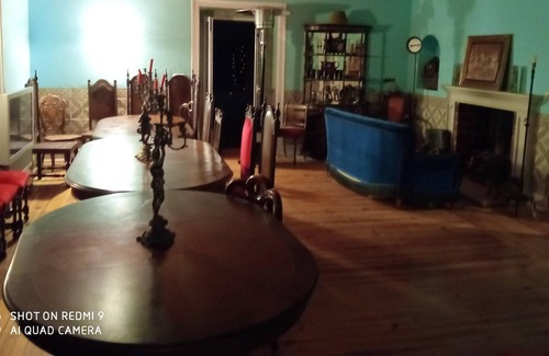 Alenquer House | Homerez - House for 18 ppl. with shared pool, garden and terrace at Lisboa