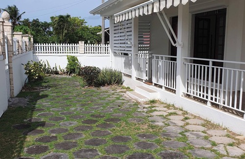 Gros Cap House | Homerez - House in Petit Canal