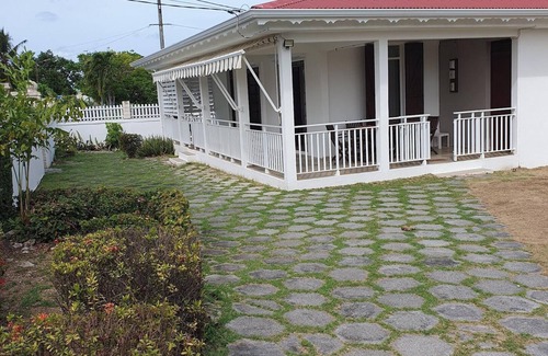 Gros Cap House | Homerez - House in Petit Canal