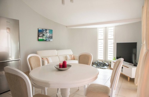 Sainte-Anne House | Homerez - House in Sainte-Anne