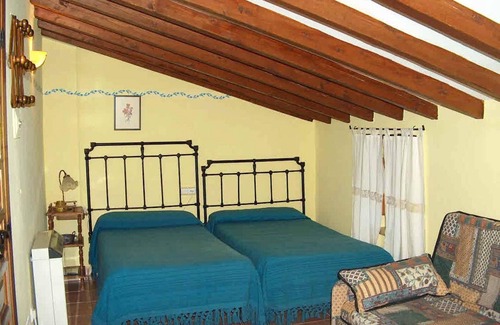 Robledillo de Gata Apartment | Homerez - Nice studio for 2 ppl. with balcony at Robledillo de Gata