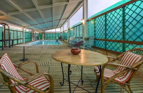 Casa Papa Apartment | Homerez - Spacious Apartment in Modica with Shared Pool & Garden