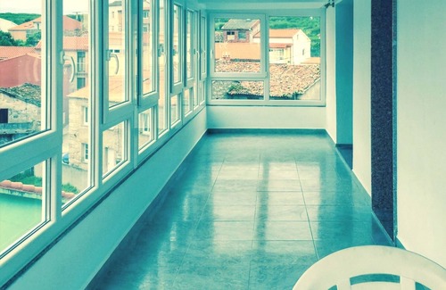 Laxe Apartment | Homerez - Spacious Apartment Facing the Sea - Laxe - 75 m² - Terrace