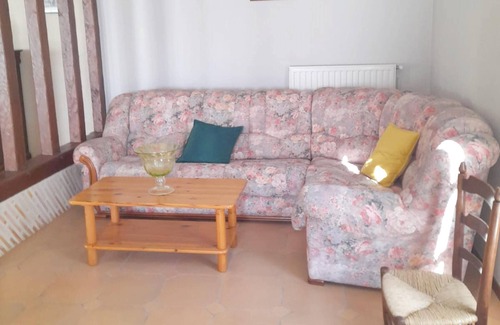 Allemans House | Homerez - Spacious house for 5 ppl. with garden at Allemans