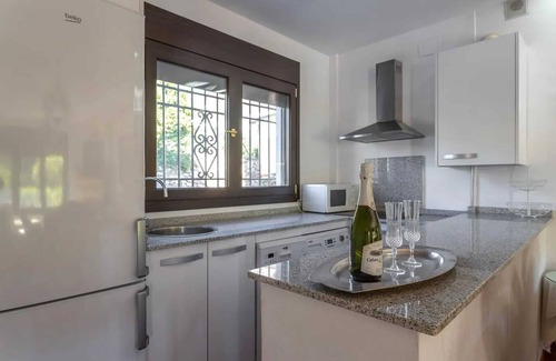 Conchar Villa | Homerez - Spacious Villa in Cónchar with Private Pool and Mountain Views