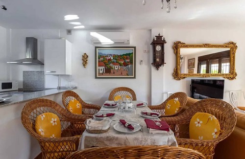 Conchar Villa | Homerez - Spacious Villa in Cónchar with Private Pool and Mountain Views