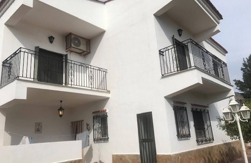 Gandia Villa | Homerez - Spacious villa with pool in Valencia 300m² ideal for 6 guests
