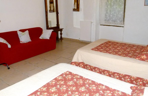 Ornezan Villa | Homerez - Spacious villa for 6 ppl. with swimming-pool and garden at Ornézan
