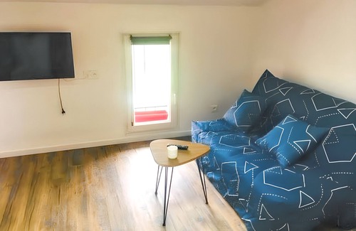 Saint-Jory Apartment | Homerez - Studio in Saint-Jory