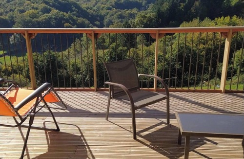 Bannes Villa | Homerez - Villa with Pool and View in Bannes