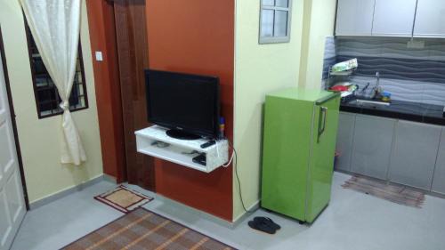 Pelabuhan Klang House | HOMESTAY KAMPUNG DELEK BARU, KLANG
