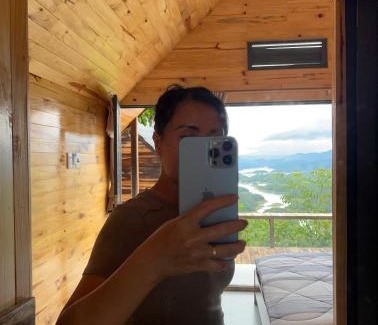Dak Glong Hotel | Homestay A Súy -View Hồ Tà Đùng