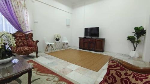 Kawasan Perindustrian Chendering House | Homestay Kuala Terengganu By Aminah