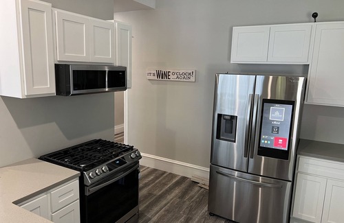 Leitchfield Bed & Breakfast | Homestay on Main by Twin Lakes Creamery