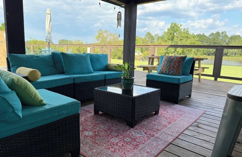 Gulfport House | Hometown Hideaway: A Lake House with Pool - minutes to MS Gulf Coast Beaches