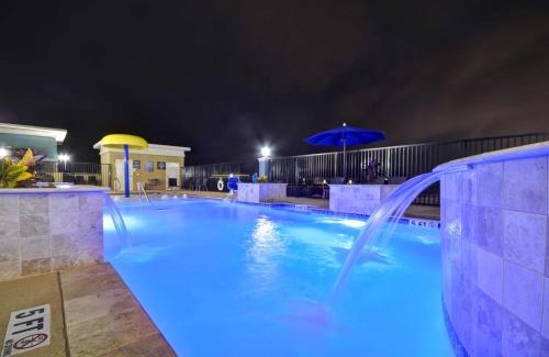 New Braunfels Hotel | Homewood Suites by Hilton New Braunfels