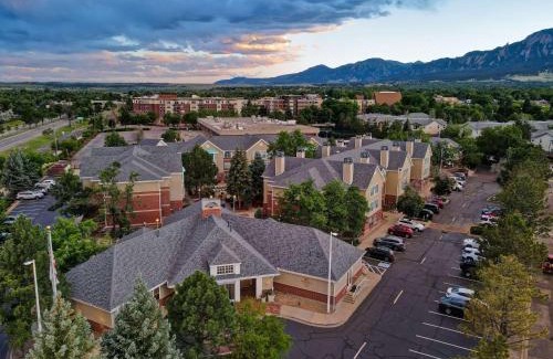 Frasier Meadows Hotel | Homewood Suites by Hilton Boulder