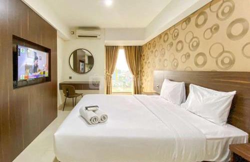 Semarang Apartment | Homey and Comfort Living Studio Apartment Warhol (W/R) Residences By Travelio