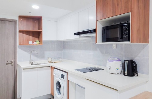Pondok Aren Apartment | Homey And Cozy Living 1Br Tamansari Bintaro Mansion Apartment