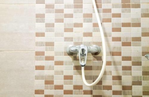 Catur Tunggal Apartment | Homey and Warm 1BR at Student Castle Yogyakarta Apartment By Travelio