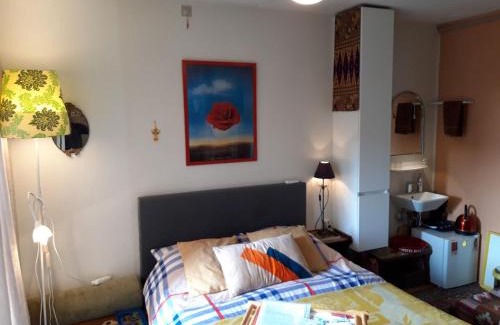 Canal Ring House | Homey Budget Bedroom