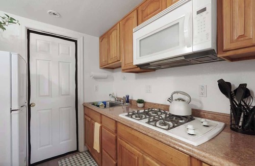 Downtown Sacramento Apartment | Homey Downstairs Studio Near Downtown and the River