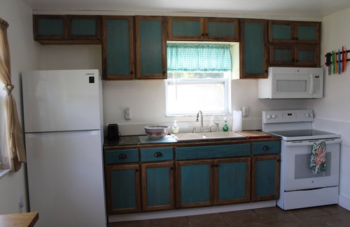 Homosassa House | Homosassa tranquil getaway home with pool, hot tub and pergola. Pet friendly!