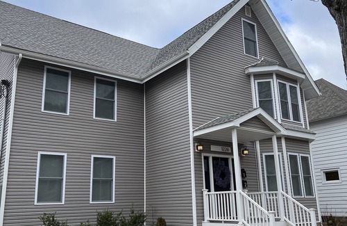 Honesdale Apartment | Honesdale Historic District Duplex 2 block from Mainstreet.