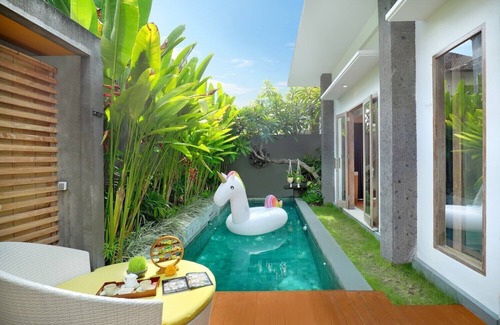 Kerobokan Villa | Honeymoon Bliss 2 Bedroom Villa Nr Seminyak (2);