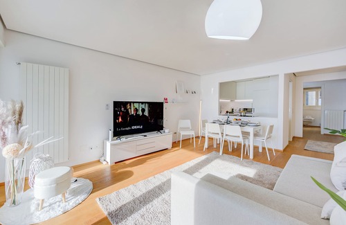 Castagnola Apartment | Honeymoon With Stunning View
