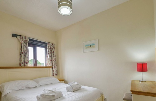 Beaworthy Cottage | HONEYSUCKLE COTTAGE, pet friendly, with a garden in Halwill Junction