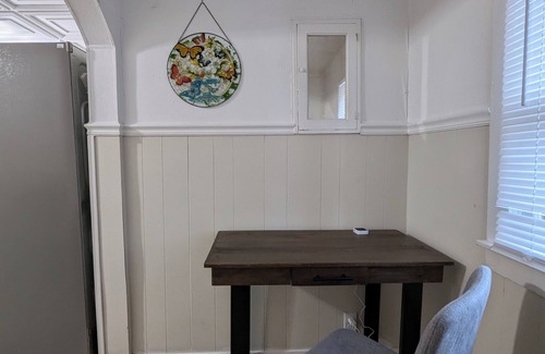 Marion House | Hook, Wine & Sinker - 2Bed/1Bath w Game Space and Extra Parking