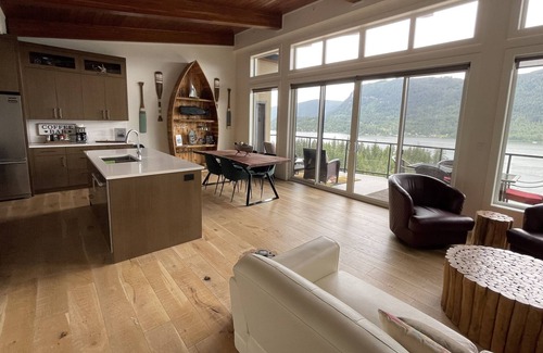Sicamous House | Hooked Lakehouse perched over Mara Lake