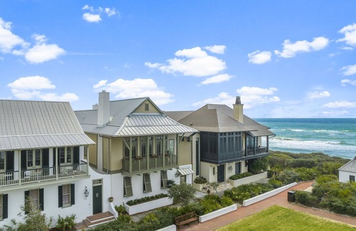 Rosemary Beach House | Hope Town Pearl Cottage - Views of Gulf & Western Green, Bikes