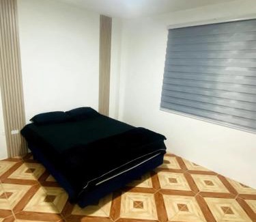 Puerto Baquerizo Moreno Apartment | Horizon House Piso 2 - Departamento