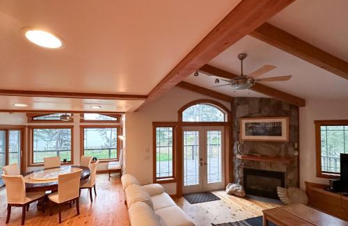 Lopez Island House | Horizon's End